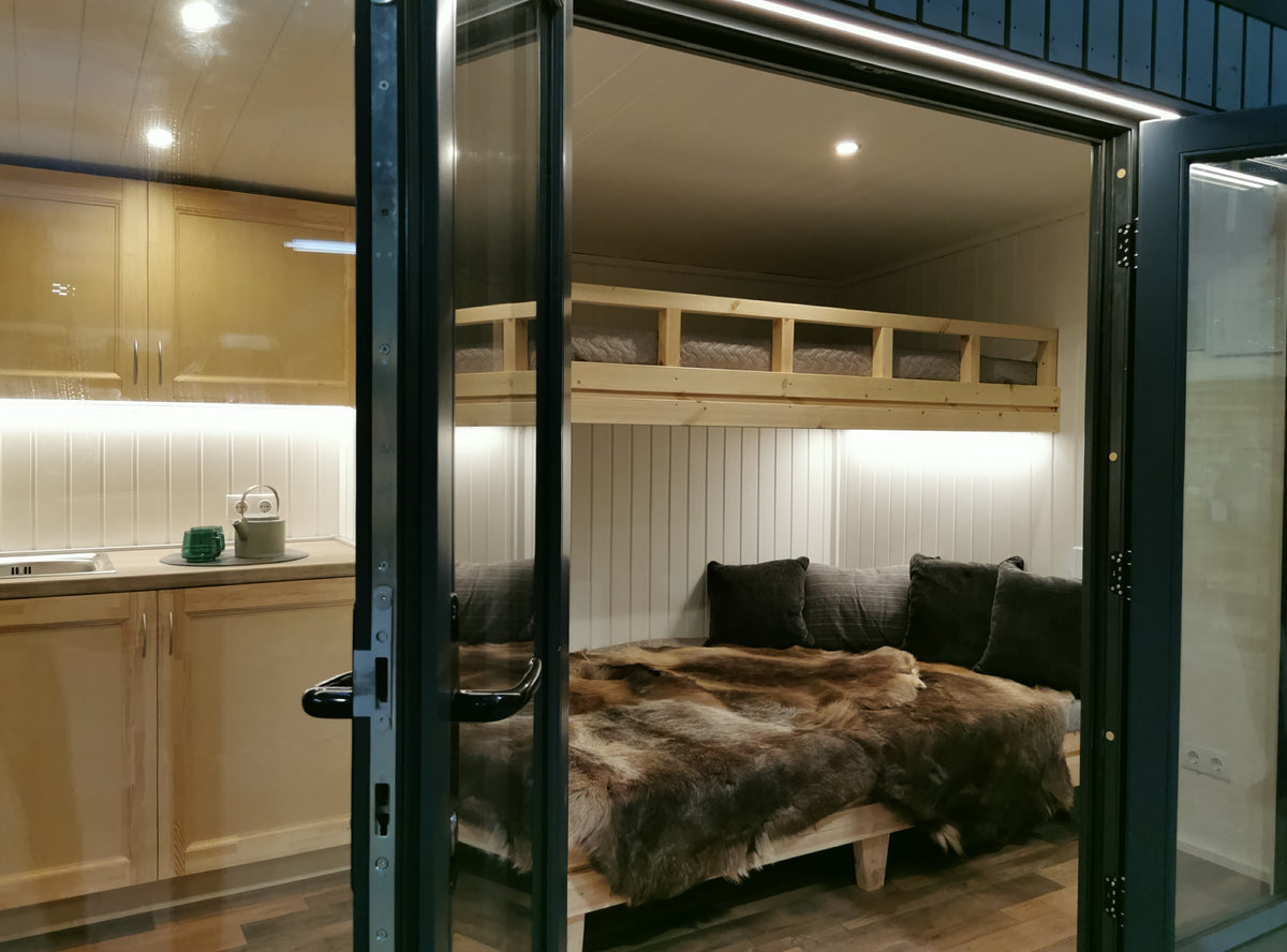 Aspen 9.19 m² Mo-House - 2.3 × 4.9 m Insulated Backyard Room