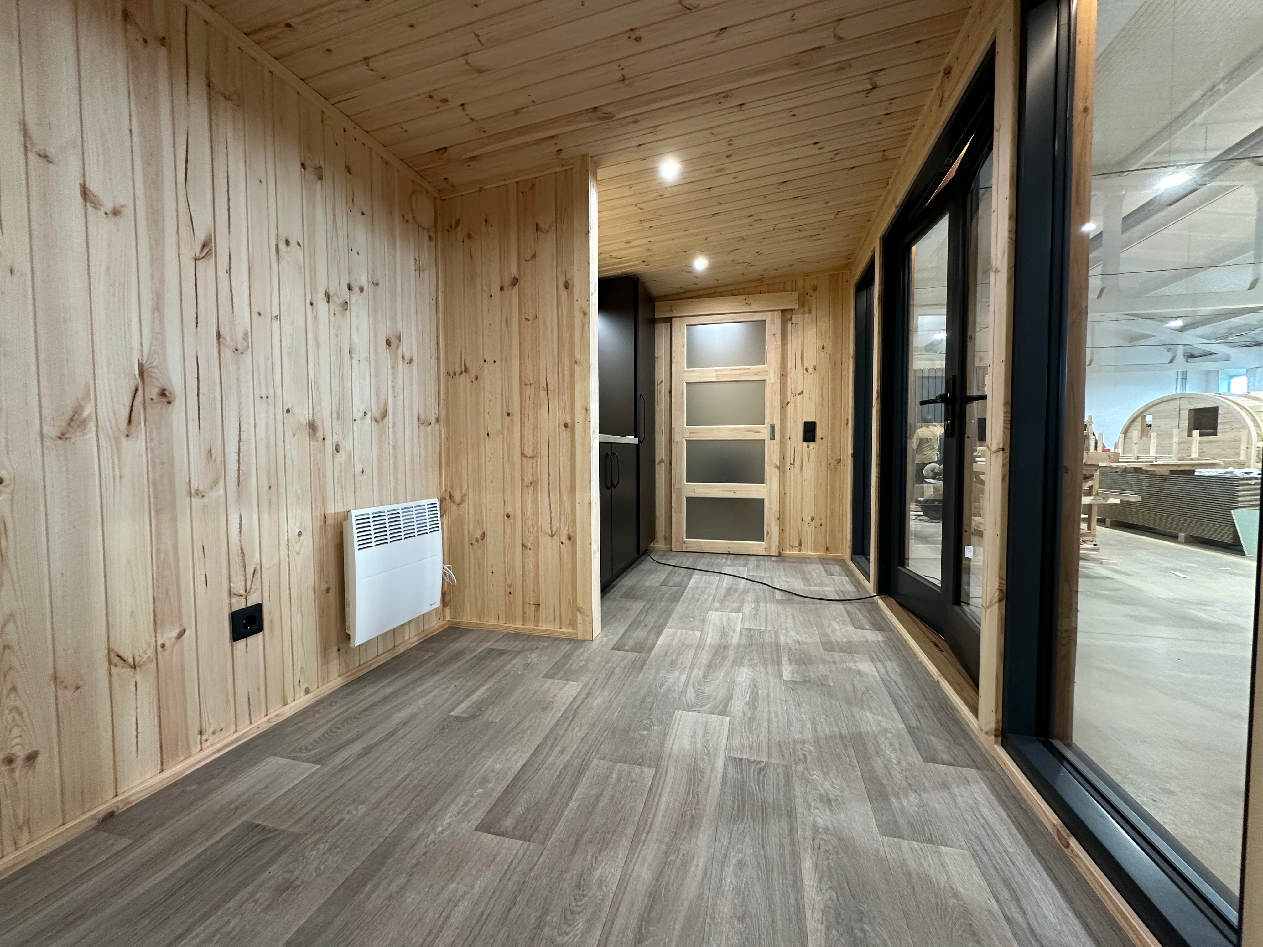 Aspen 7.12 m² Mo-House - 2.3 × 3.9 m Insulated Backyard Room