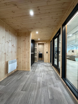 Aspen 7.12 m² Mo-House - 2.3 × 3.9 m Insulated Backyard Room