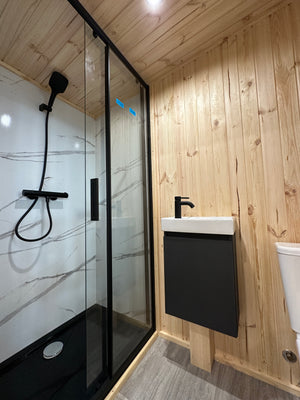 Aspen 7.12 m² Mo-House - 2.3 × 3.9 m Insulated Backyard Room